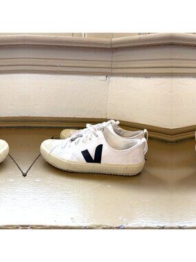 Veja Nova Low Top Sneakers White Black - Women's Size 7 Organic Cotton Vegan